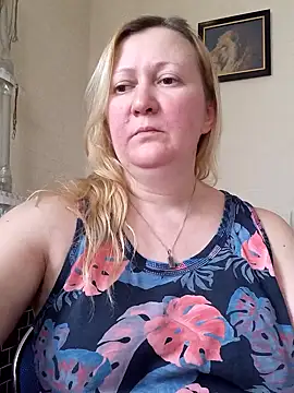 blondyaguar online show from 01-24-25, 12:41