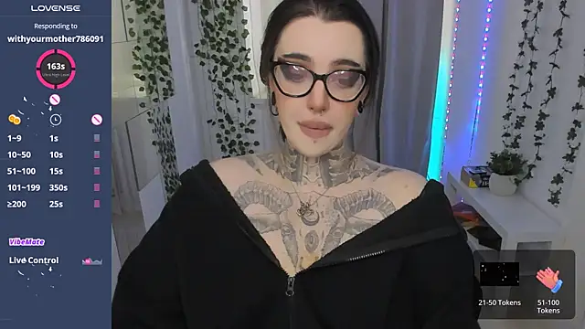 Dixi Pixi  online show from 05-15-26, 05:36