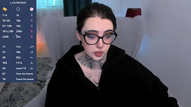Snapshot of Dixi_Pixi_ chatting on 06-13-26, 05:27 Dixi Pixi online show from 06-13-26, 05:27