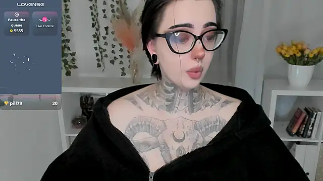 Snapshot of Dixi_Pixi_ chatting on 07-12-26, 05:42 Dixi Pixi online show from 07-12-26, 05:42