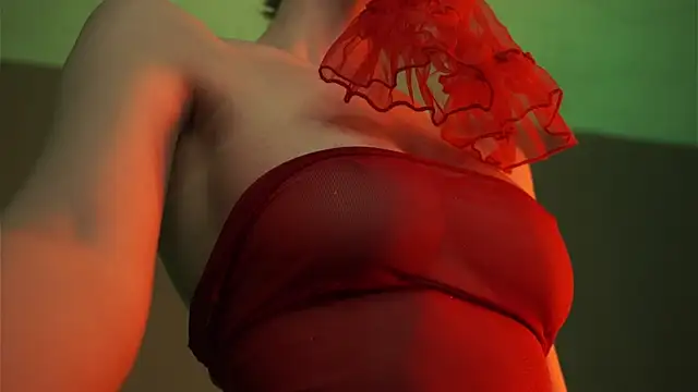 ginger hugs online show from 03-18-25, 01:10