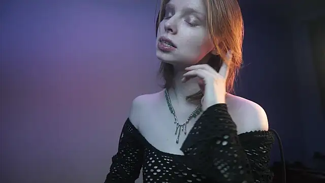 ginger hugs online show from 11-25-25, 10:32