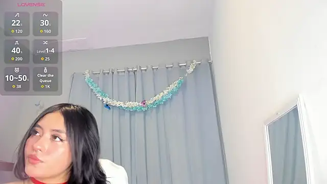 Chloe fischer  online show from 04-22-26, 02:40