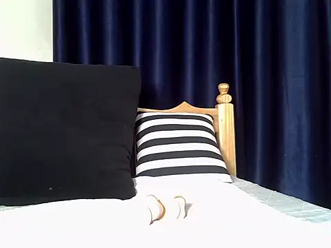 curvy natallie online show from 09-30-25, 11:04