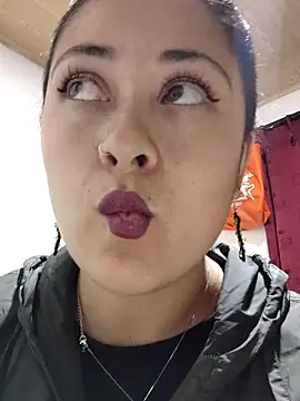 LisbethMoore  online show from 04-02-26, 11:57