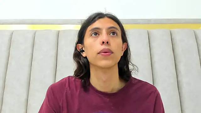 FreyaMoller online show from 03-06-26, 06:48