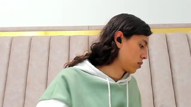 FreyaMoller online show from 03-13-26, 06:14