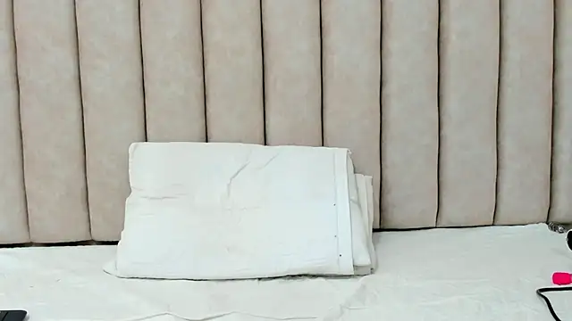 FreyaMoller online show from 04-09-26, 07:08