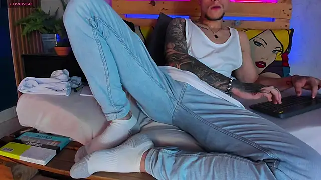 french sexx online show from 01-21-25, 05:05