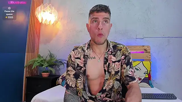 french sexx online show from 02-08-25, 01:32