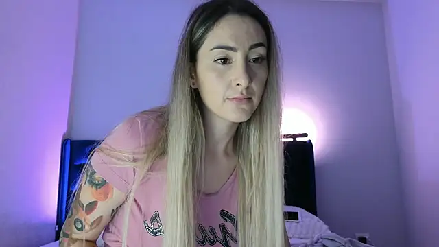 kimmie meow online show from 02-10-25, 07:07