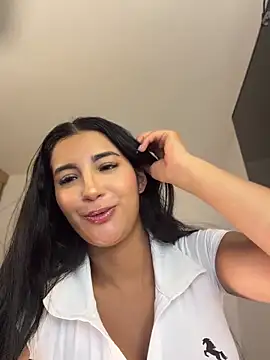 Kimm khalifa online show from 06-17-26, 01:52