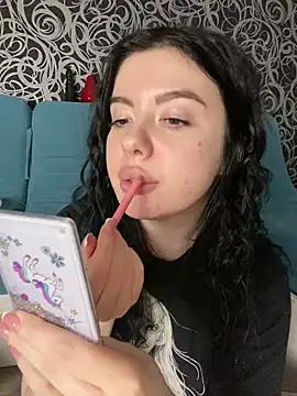 Kimi Ass online show from 01-31-25, 07:51