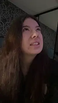 Snapshot of Kimi_Ass chatting on 05-18-26, 11:05 Kimi Ass online show from 05-18-26, 11:05
