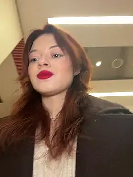 Snapshot of Times__Square chatting on 02-28-25, 05:04 Times Square online show from 02-28-25, 05:04