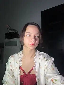 Snapshot of Times__Square chatting on 12-17-25, 04:13 Times Square online show from 12-17-25, 04:13