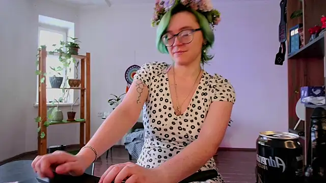 alisahug online show from 01-27-25, 07:35