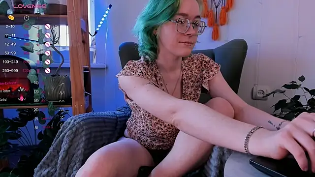 alisahug online show from 03-15-25, 06:58