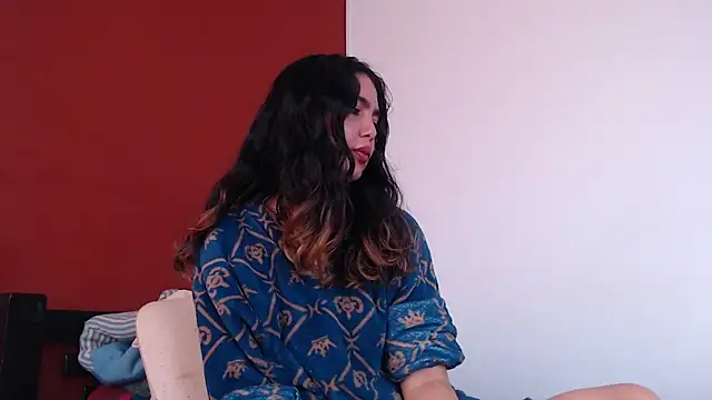 Freyja eter online show from 09-19-25, 12:28