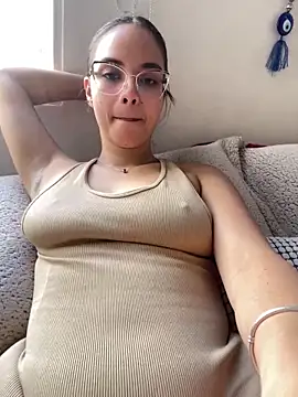 Snapshot of gabyaridi chatting on 02-09-26, 03:05 gabyaridi online show from 02-09-26, 03:05