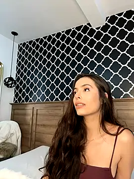 Snapshot of Amber_Rush_ chatting on 10-28-25, 11:18 Amber Rush online show from 10-28-25, 11:18