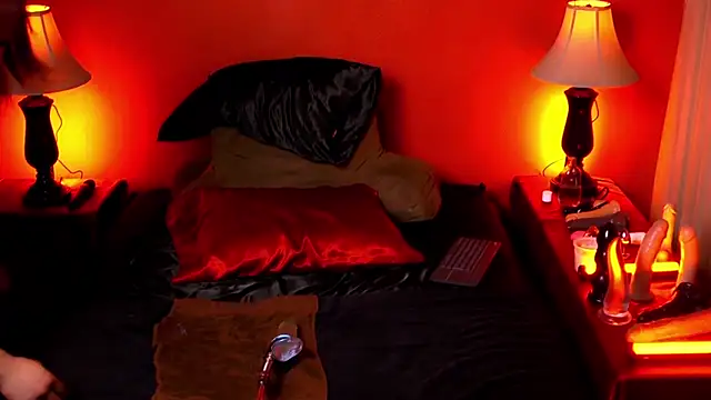 Snapshot of JenniferCD chatting on 03-01-25, 07:15 JenniferCD online show from 03-01-25, 07:15