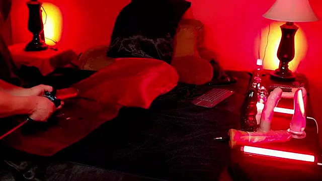 Snapshot of JenniferCD chatting on 03-16-25, 01:17 JenniferCD online show from 03-16-25, 01:17