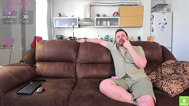 NikkiNSerdron online show from 04-09-26, 03:39