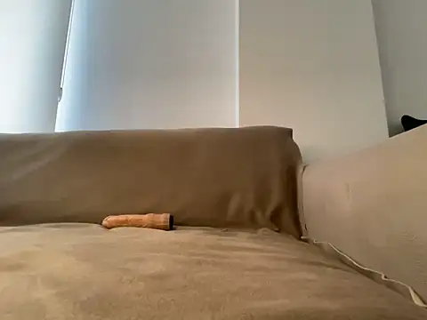 Snapshot of khaaleesiii chatting on 11-26-25, 08:48 khaaleesiii online show from 11-26-25, 08:48