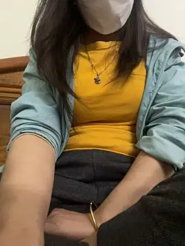 Tuongvy05 online show from 12-25-24, 06:41