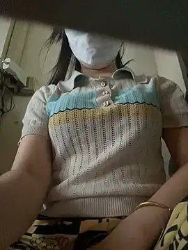 Tuongvy05 online show from 03-04-25, 06:39