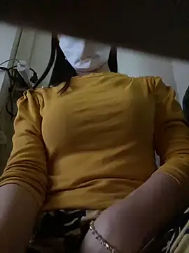 Tuongvy05 online show from 03-17-25, 03:29