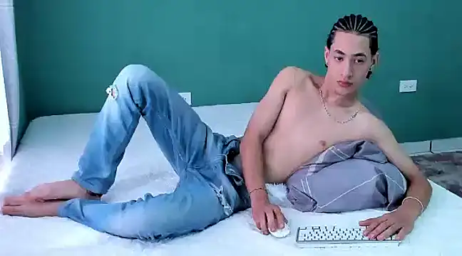 Chandler ken online show from 12-03-24, 05:23