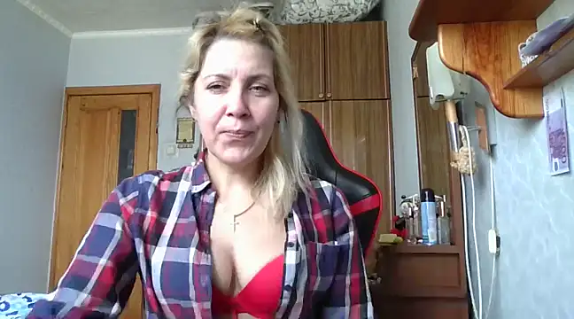 IrinaB1 online show from 02-22-25, 07:56