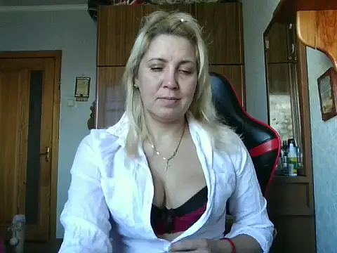 IrinaB1 online show from 11-02-25, 07:11