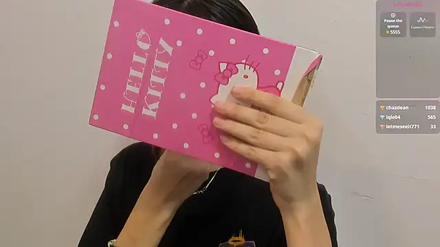 Snapshot of lizzy_davis_1 chatting on 03-19-25, 04:03 lizzy davis 1 online show from 03-19-25, 04:03