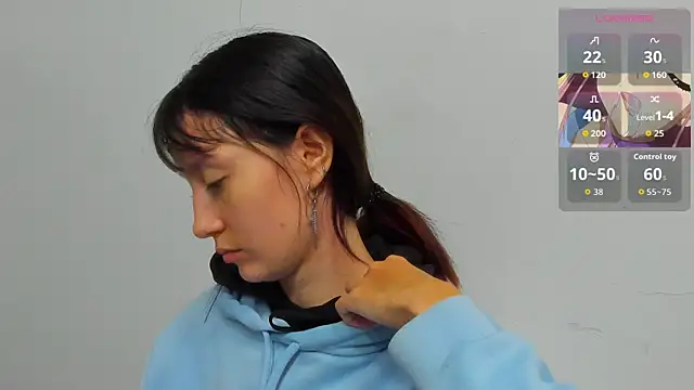 Snapshot of lizzy_davis_1 chatting on 09-12-25, 04:01 lizzy davis 1 online show from 09-12-25, 04:01