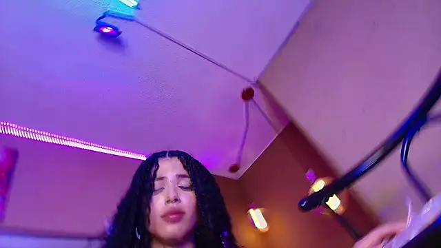 Snapshot of SamanthaaSutra chatting on 03-16-25, 12:12 SamanthaaSutra online show from 03-16-25, 12:12