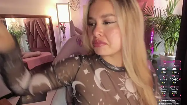 Snapshot of Haelycute chatting on 03-07-25, 05:38 Haelycute online show from 03-07-25, 05:38