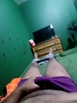 Snapshot of morenogts69 chatting on 10-06-25, 04:43 morenogts69 online show from 10-06-25, 04:43