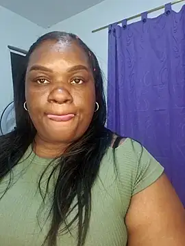 lilybaudyn  online show from 10-30-25, 09:26