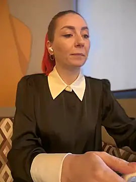 Snapshot of Crazy-Rosa chatting on 12-06-24, 10:05 Crazy-Rosa online show from 12-06-24, 10:05