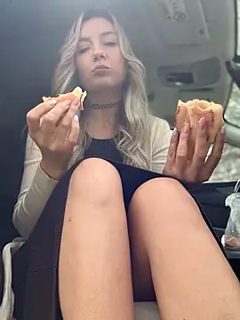 Crazy-Rosa online show from 04-21-26, 06:41