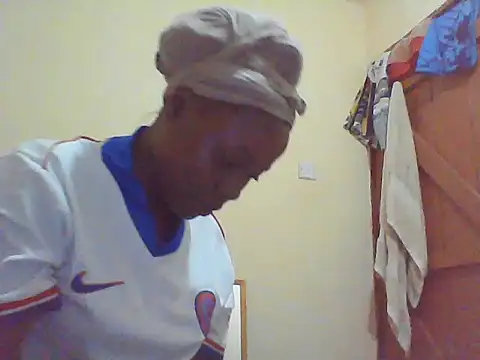 EBONYVANILLA02 online show from 11-20-25, 08:19