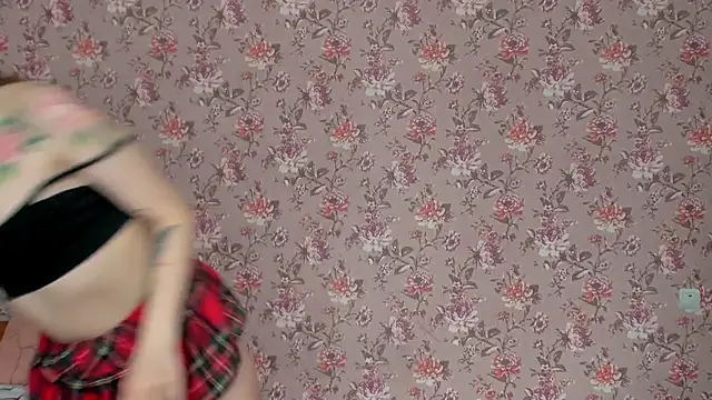 Lolly Haze online show from 05-18-26, 04:07