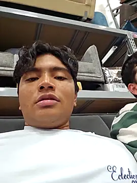  Ottis  online show from 04-17-26, 06:11