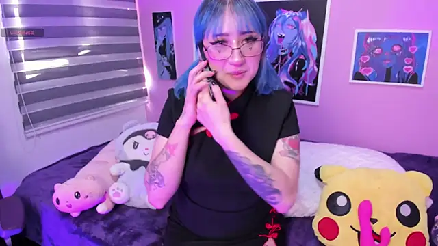 Snapshot of Miwa_violet chatting on 03-22-25, 07:20 Miwa violet online show from 03-22-25, 07:20
