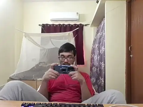 THE NAKED BOY online show from 12-21-25, 05:58