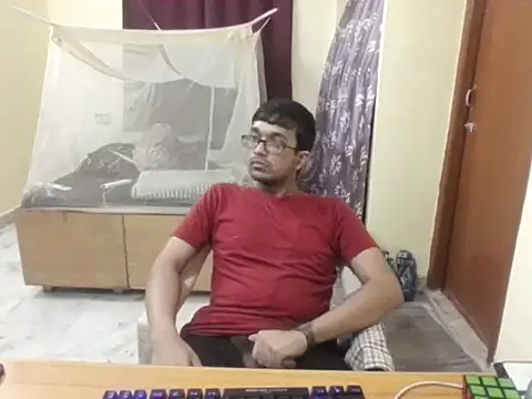 Snapshot of THE_NAKED_BOY chatting on 02-27-26, 07:03 THE NAKED BOY online show from 02-27-26, 07:03