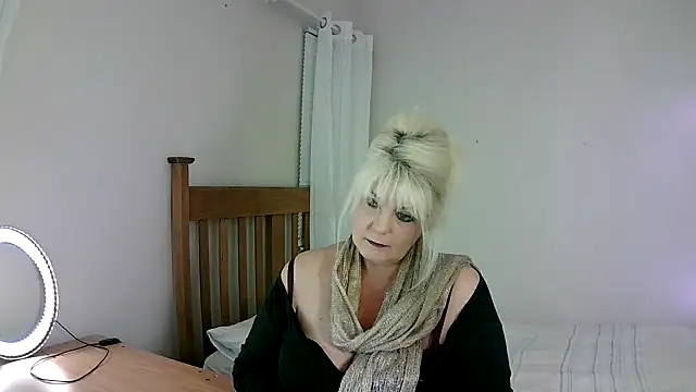 Miahotmilf online show from 03-22-25, 06:36